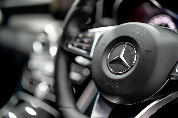 Elektro-Mercedes mit Problemen mit der Antriebseinheit
